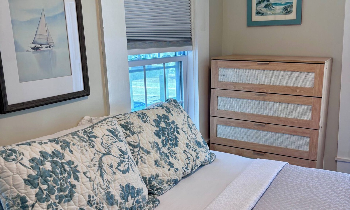 Salisbury House | Fabulous 3 BR, 2 full bath with all amenities ON THE SAND on Salisbury Beach