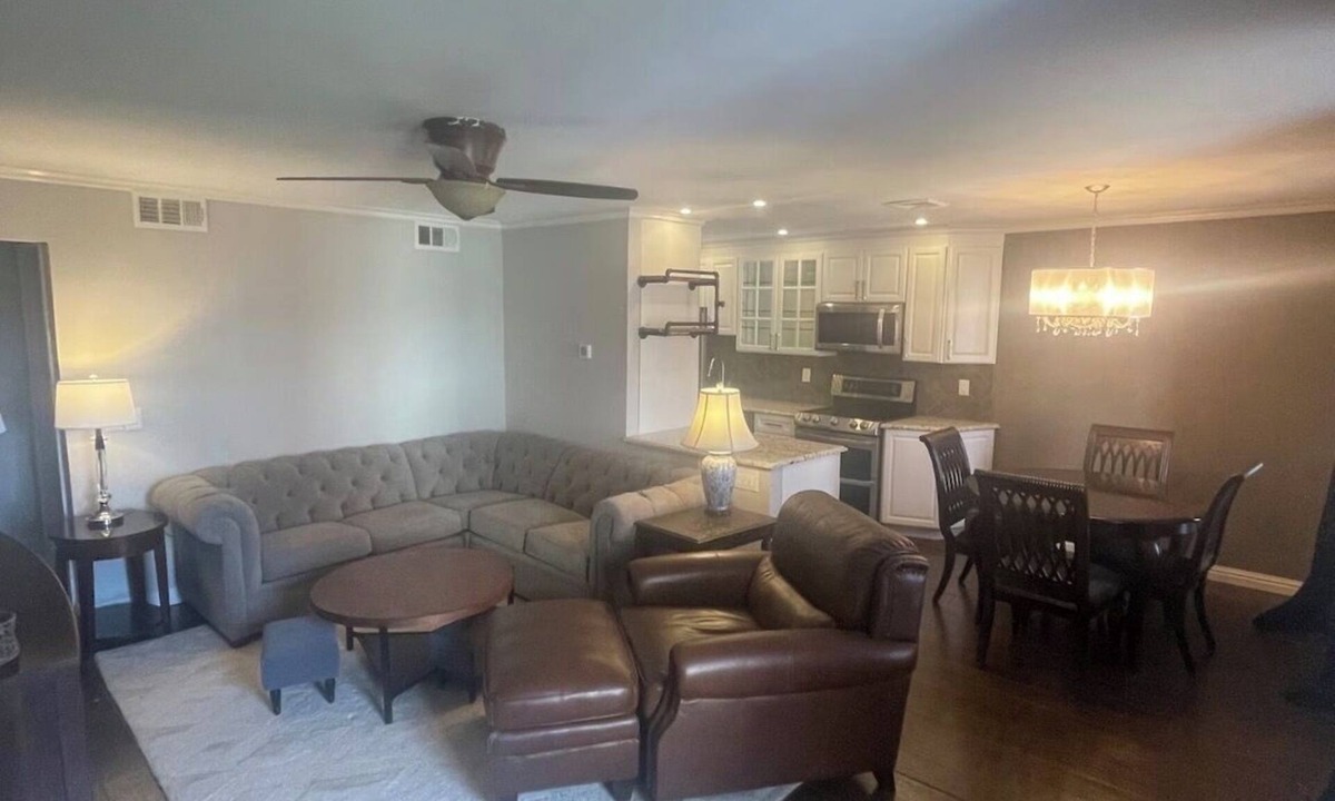 Clifton Condo | Fabulous condo with AC in the heart of Clifton, 8 mins to Giant’s Stadium