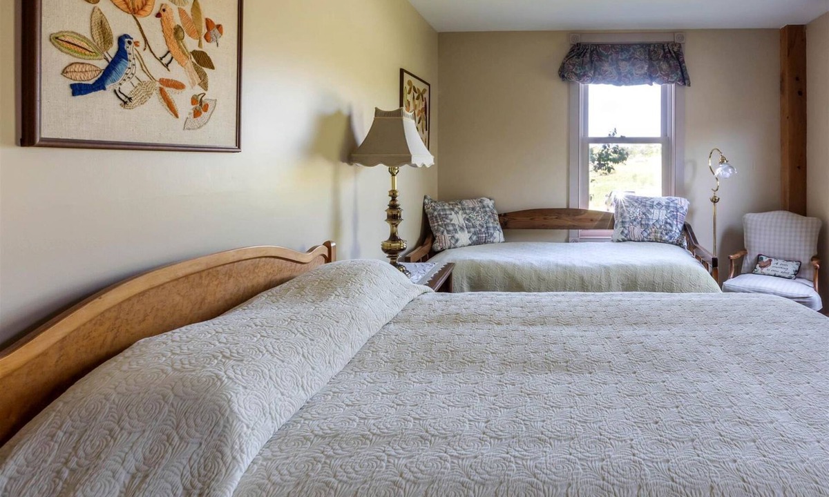 Hallowell Cabin | Family-Friendly Room on a Farmstead Resort in Kennebec County, Maine
