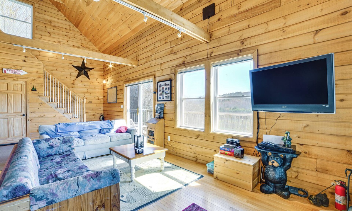 East Worcester House | Family Friendly! Secluded Worcester Haven w/Deck