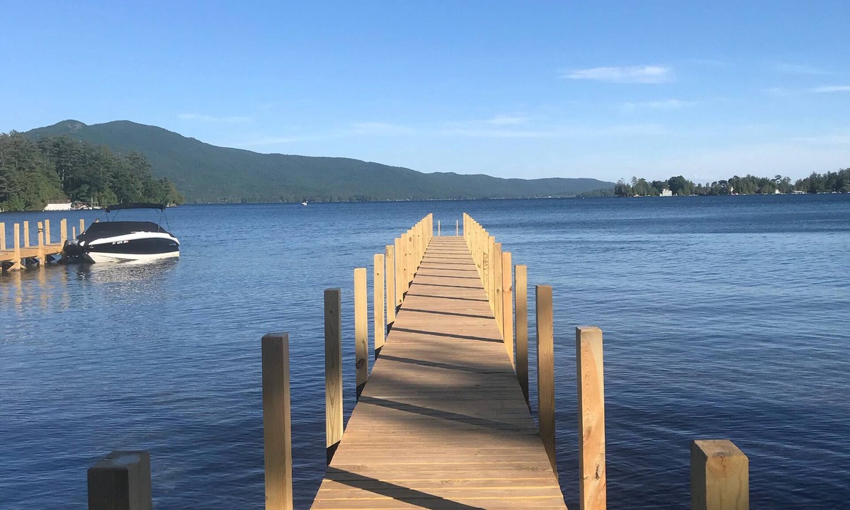 Bolton Landing House | Family getaway to Bolton Landing