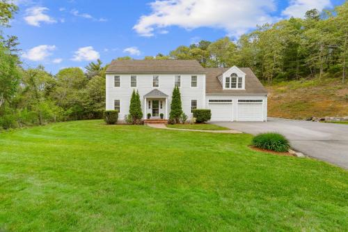 East Sandwich House | Family Sandwich Coastal Retreat Perfect for Families