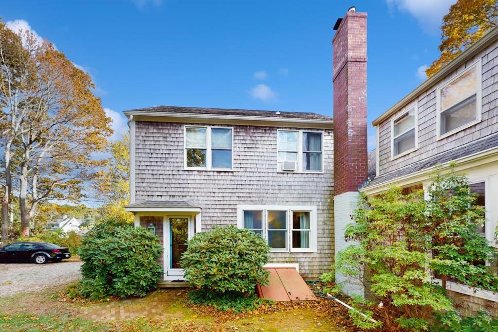 Barnstable House | Family Tides