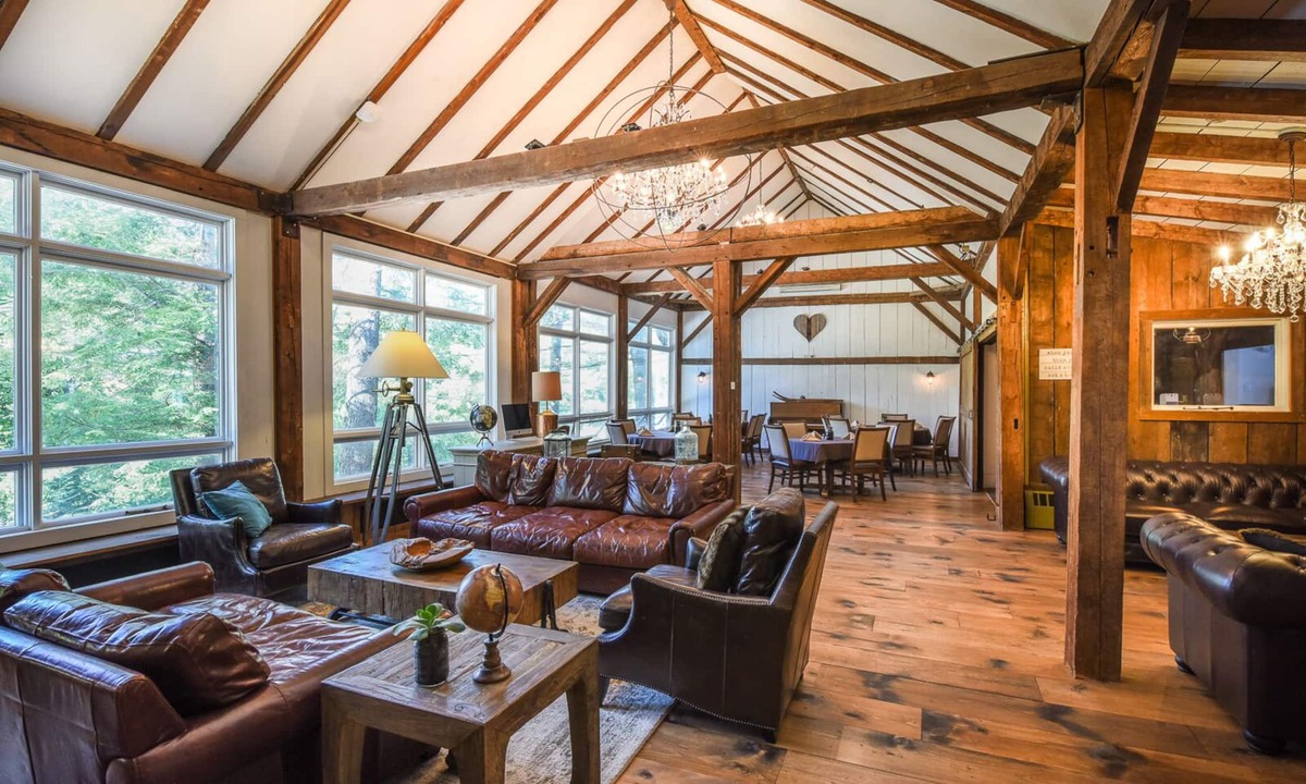 West Dover Hotel | Farm Road Estate