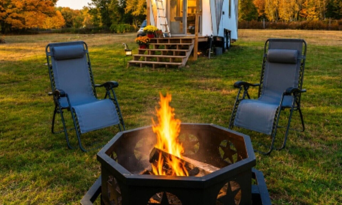 Gilmanton House | Farm Stay Tiny Home| Fire Pit | Lakes Region