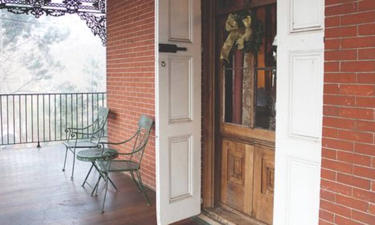 West Chester Bed & Breakfast | Faunbrook Bed & Breakfast