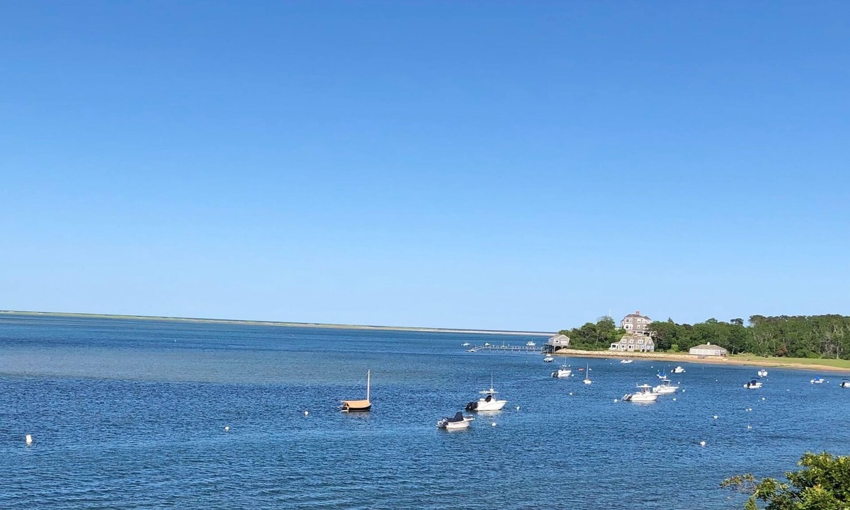 North Chatham House | FIVE BEDROOM - MAGNIFICENT WATER VIEWS OF PLEASANT BAY AND ATLANTIC OCEAN.