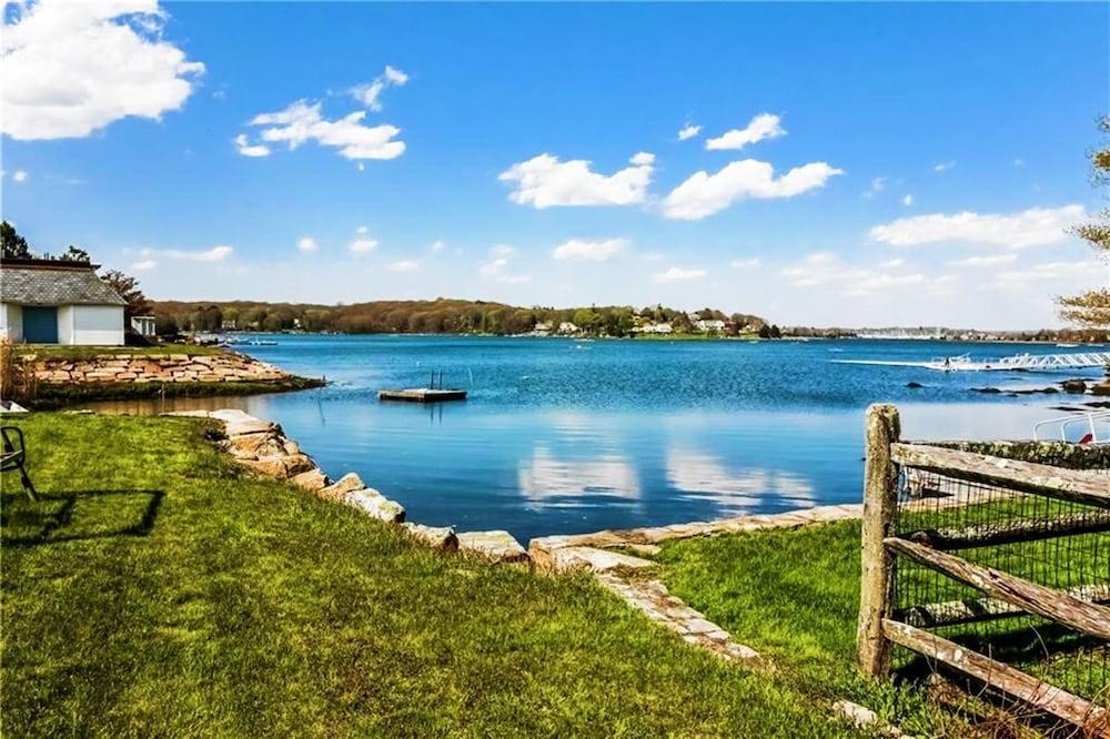 Groton Hotel | Flagship Inn & Suites