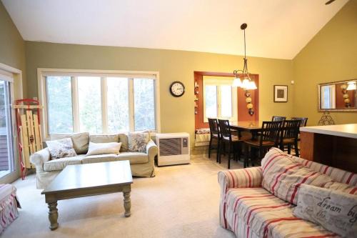 Waterville Valley House | Forest Rim I1 WV Pet Friendly Ski Vacation Condo in Waterville Valley