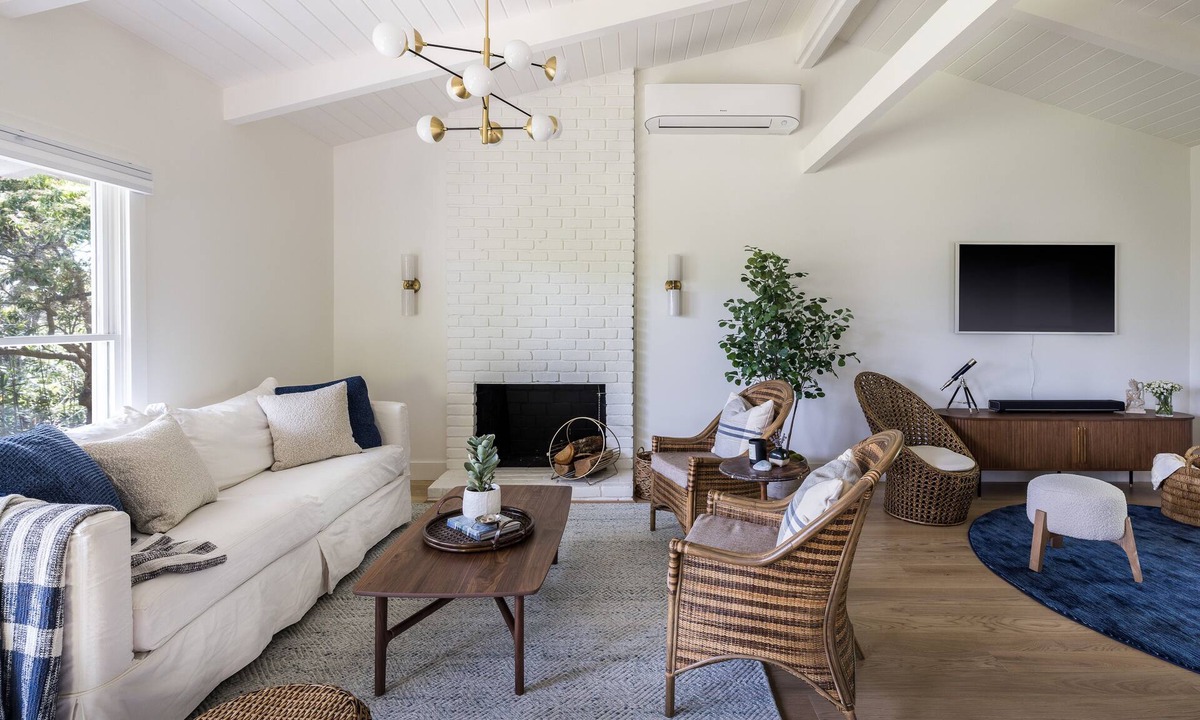 Montauk House | Freshly updated Montauk home w/beach parking pass, close to Gurneys and beaches