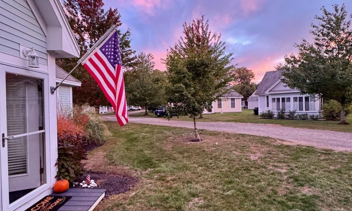 Summer Village Cottage | Fully furnished cottage, minutes from the beach.