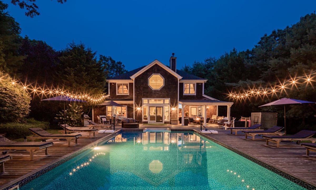Sagaponack House | Fun for All Ages! In the Heart of the Hamptons! 8/30-9/3 Now Available