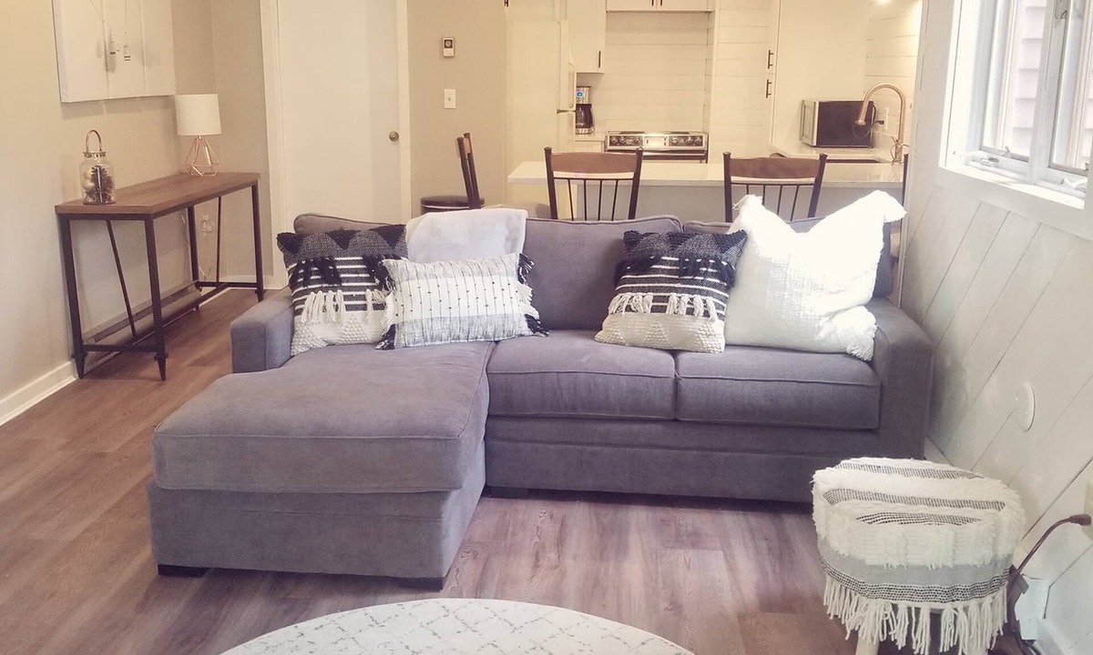 Waterville Valley House | Getaway in the Mountains! Great for hiking, skiing, weddings!