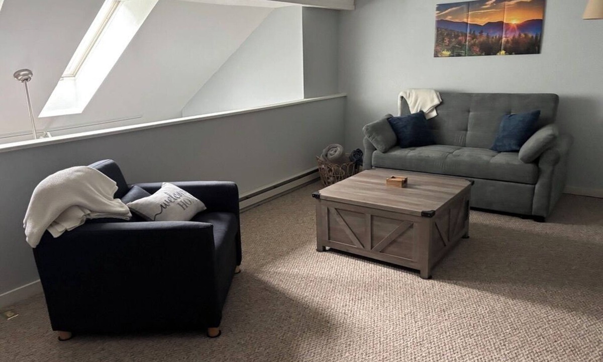 Plymouth House | Getaway on Tenney Mountain! Beautiful 2-bedroom+ Condo for the entire family!
