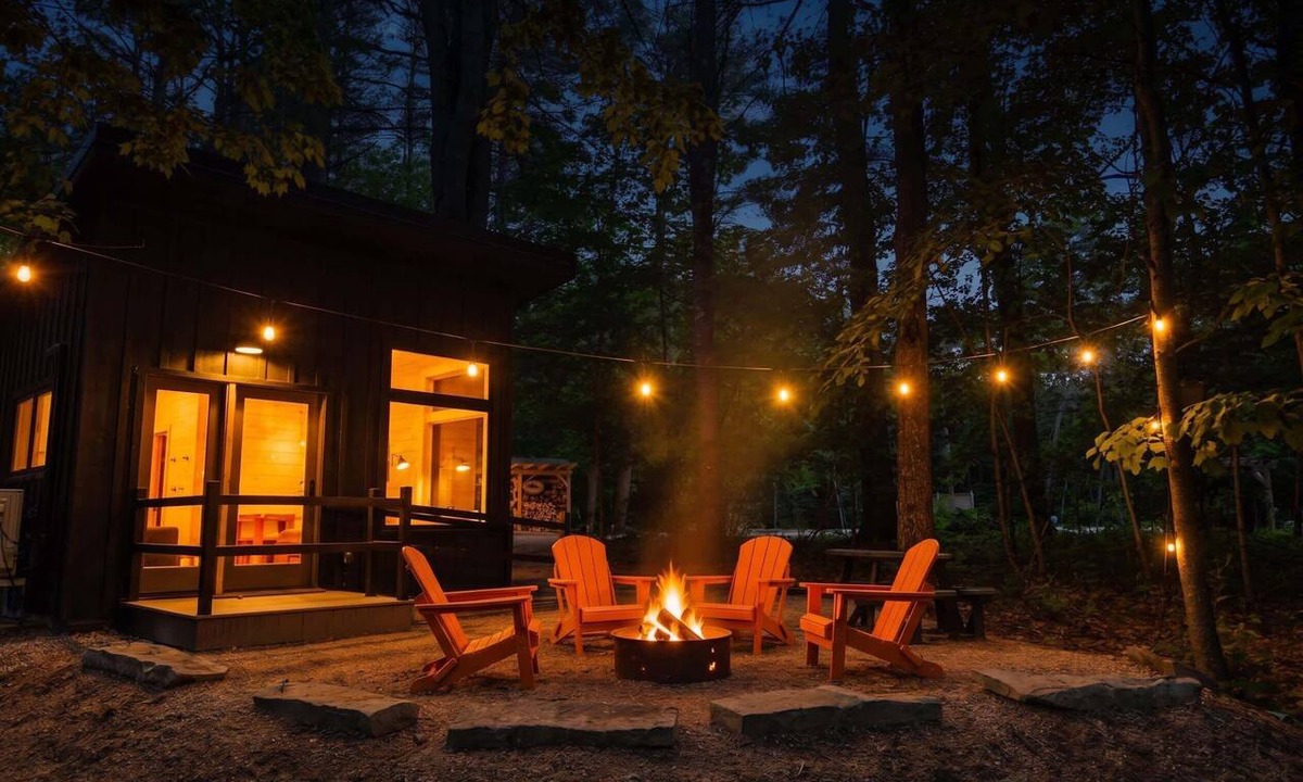 Freeport Cabin | Glamping cabin w/kitchenette & full bath - 17