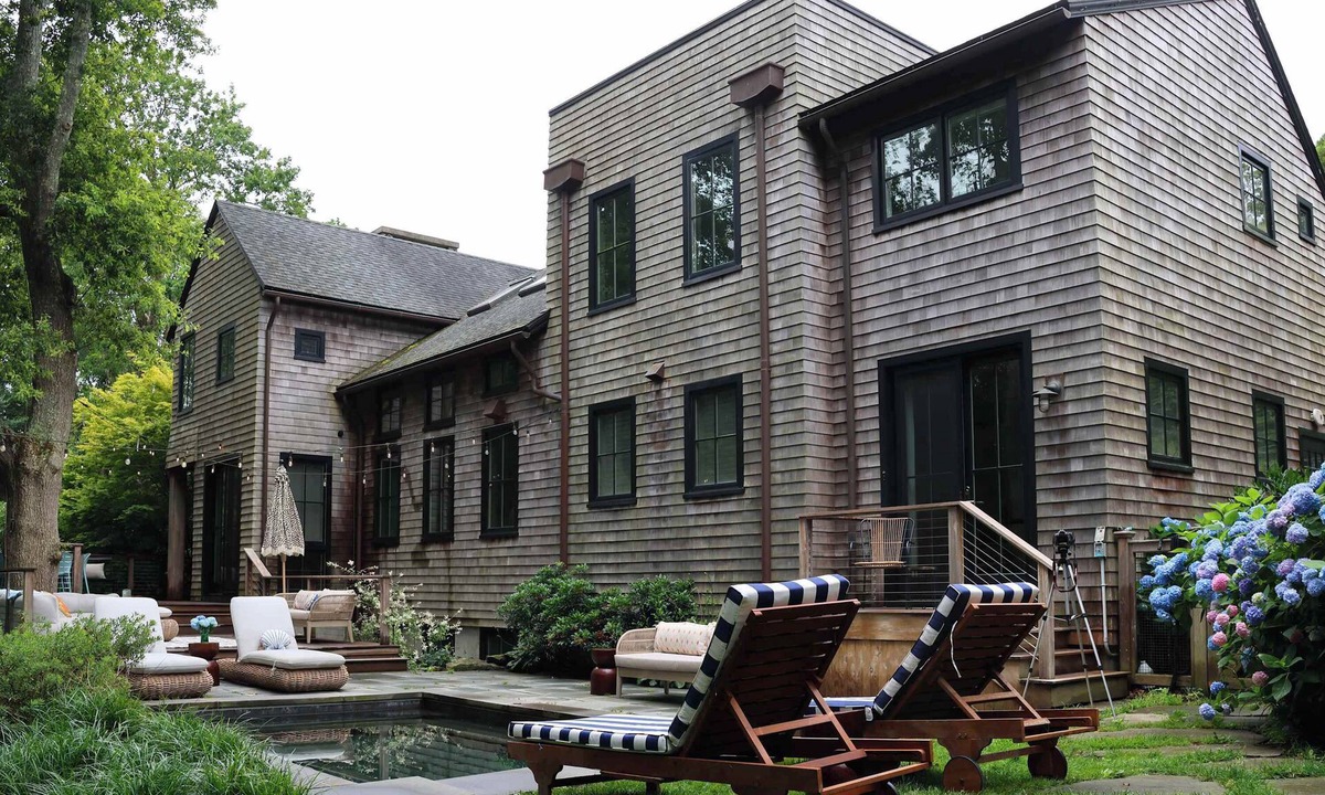 Fifth Ward House | Gorgeous .5 Acre 6 Bedroom Estate w/Guest House