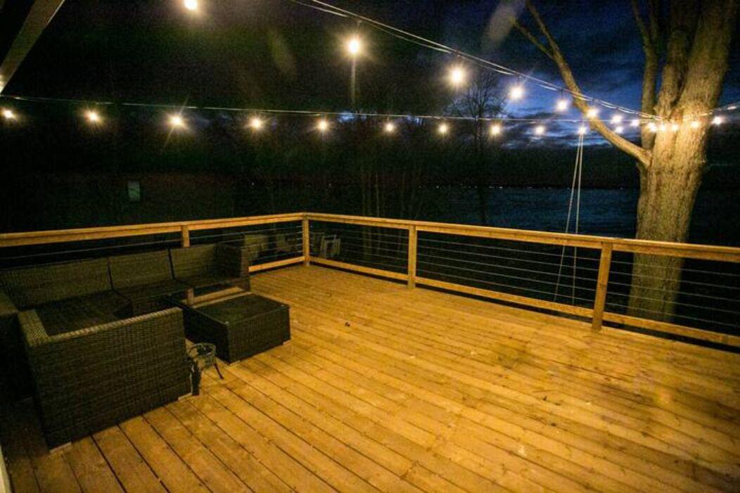 Scugog Cottage | Gorgeous Waterfront Cottage 1 Hour from Toronto