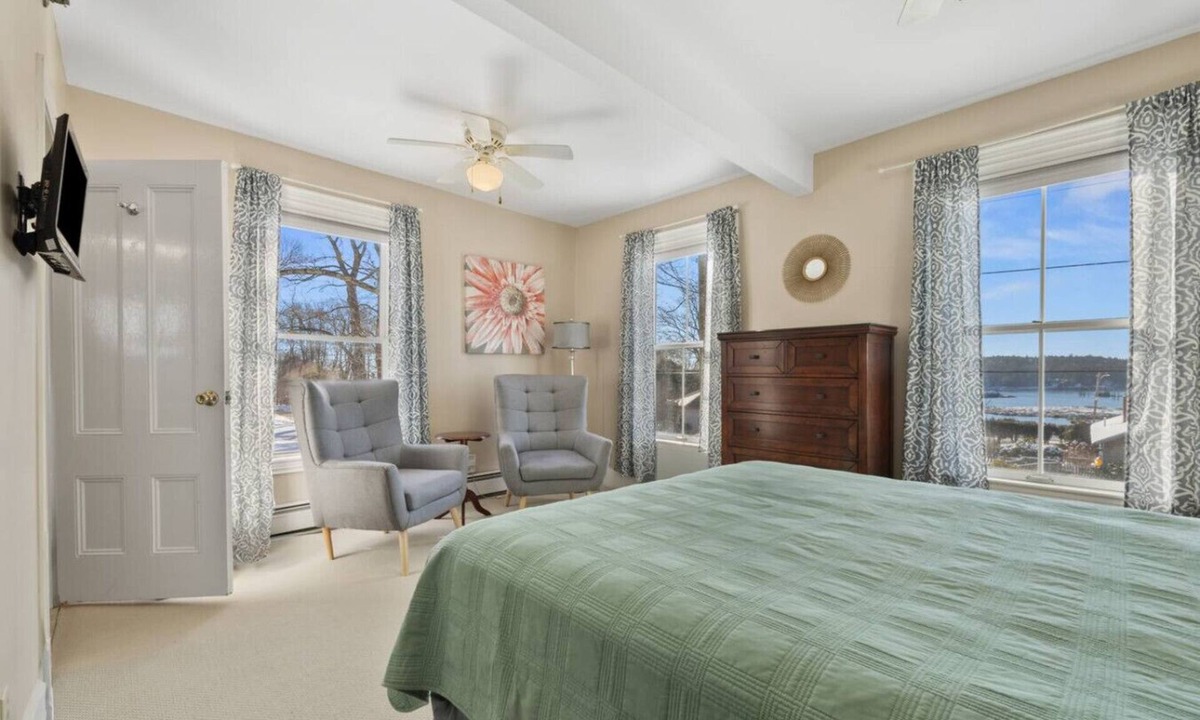 Southwest Harbor House | Great Harbor Inn Talaria Room 21