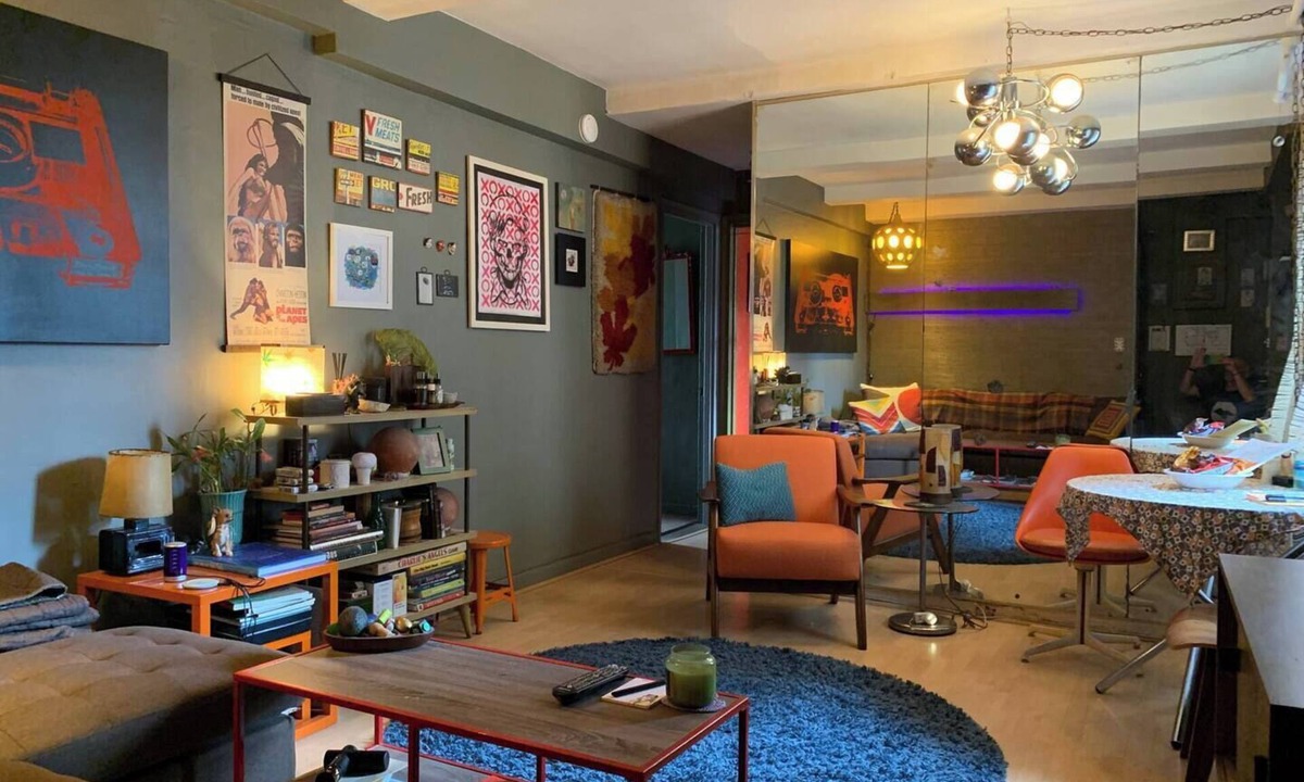 Midtown South Apartment | Groovy Pad in Chelsea near Penn Station - with one-bedroom and an office