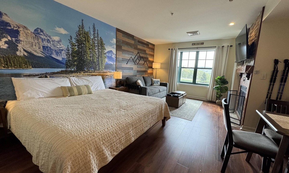 Vernon Hotel | Heated Pool Hot Tubs Sauna Gym Mtn Views Appalachian @ Mtn Creek sunsets
