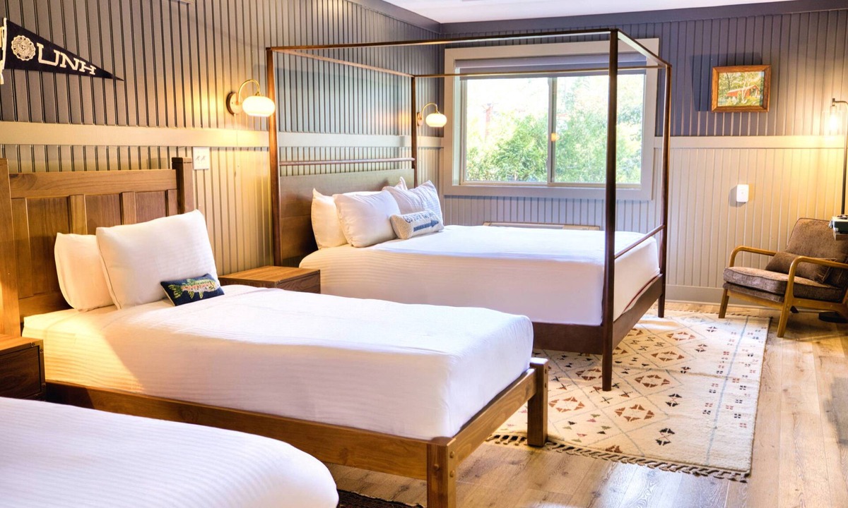 Mount Sunapee Hotel | Hideaway Inn Mt.Sunapee
