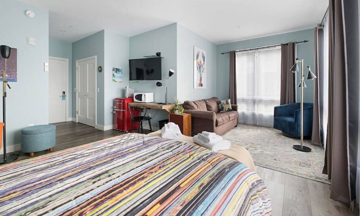 Knightville Apartment | High End Hotel Style Studio