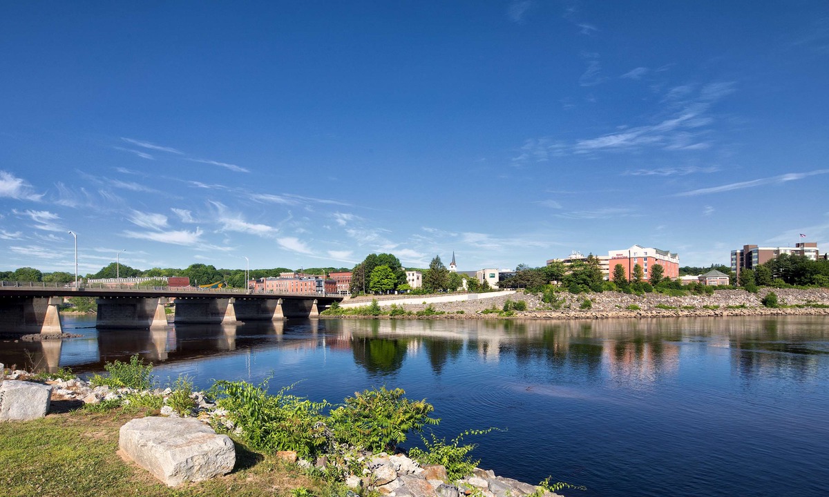 Auburn Hotel | Hilton Garden Inn Auburn Riverwatch