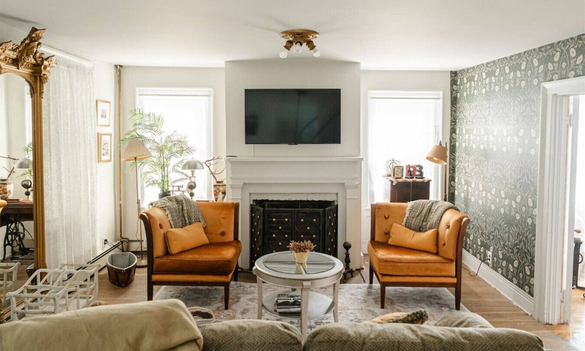 Stony Brook House | Historic Home near Stony Brook Village & Beach