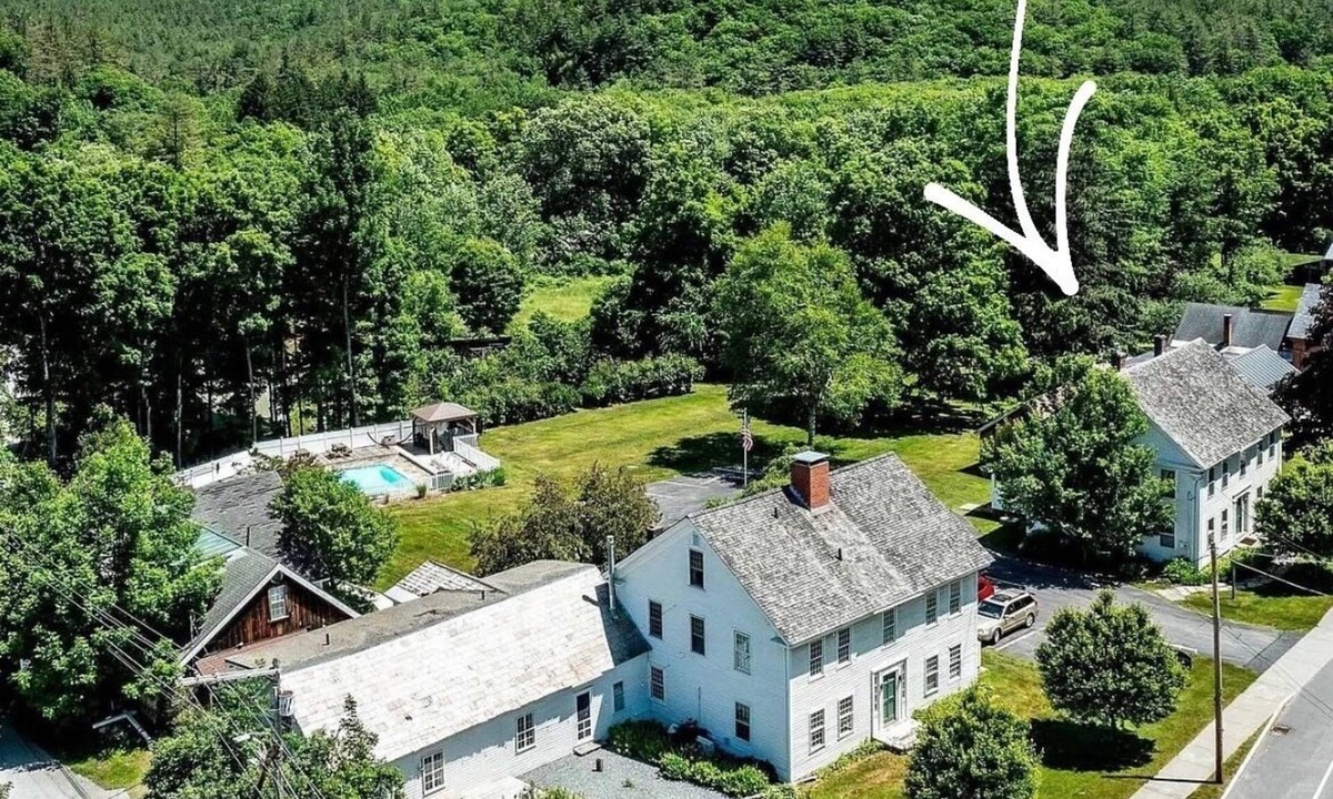 Jamaica House | Historic Ski House, Walk to Town, Short Drive to Slopes