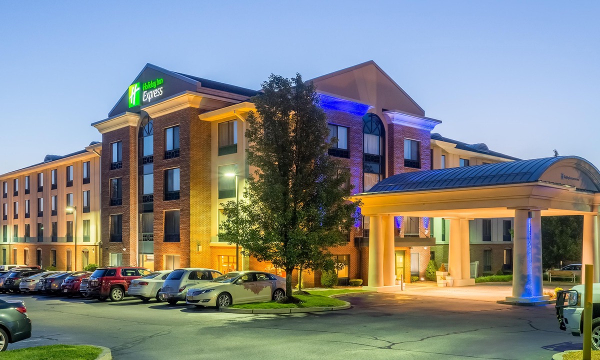 Auburn Hotel | Holiday Inn Express Hotel & Suites Auburn, an Ihg Hotel