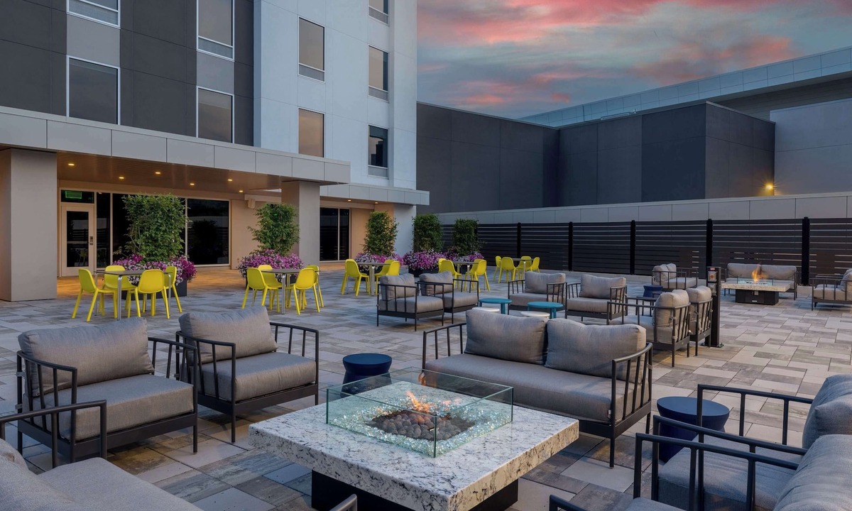 Bristol Hotel | Home2 Suites by Hilton Bristol