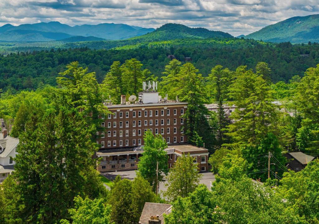 Lake Placid Hotel | Hotel St Moritz