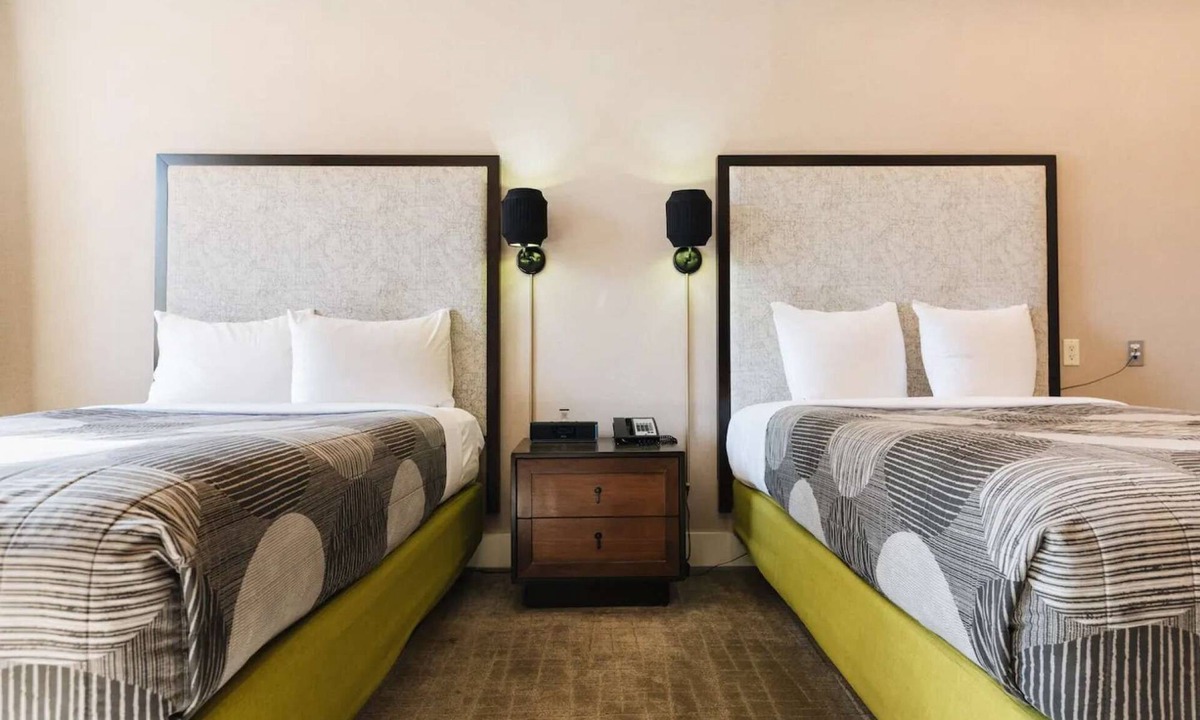 Chinatown Hotel | In The Heart Of Lower East Side | Accessible Room