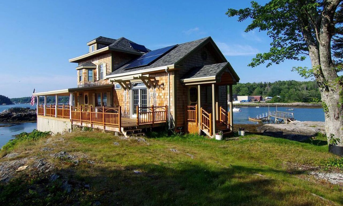 Phippsburg Cottage | Incredible Cottage Vacation Rental in Mid Coast Maine with Private Beach near Brunswick, Maine