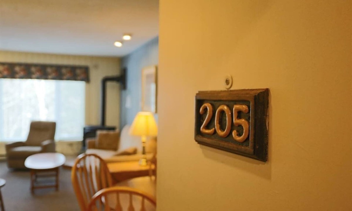 Waterville Valley Condo | Inns of Waterville Valley one bedroom Condo