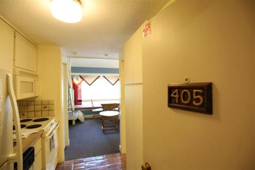 Waterville Valley House | Inns of Waterville Valley 405 Loft Unit at Inns of WV