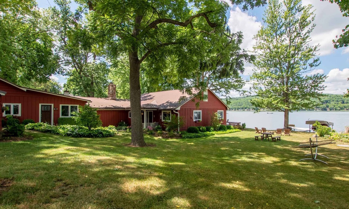 Honeoye House | Inspiration Cove: Serene Beauty on Honeoye Lake!