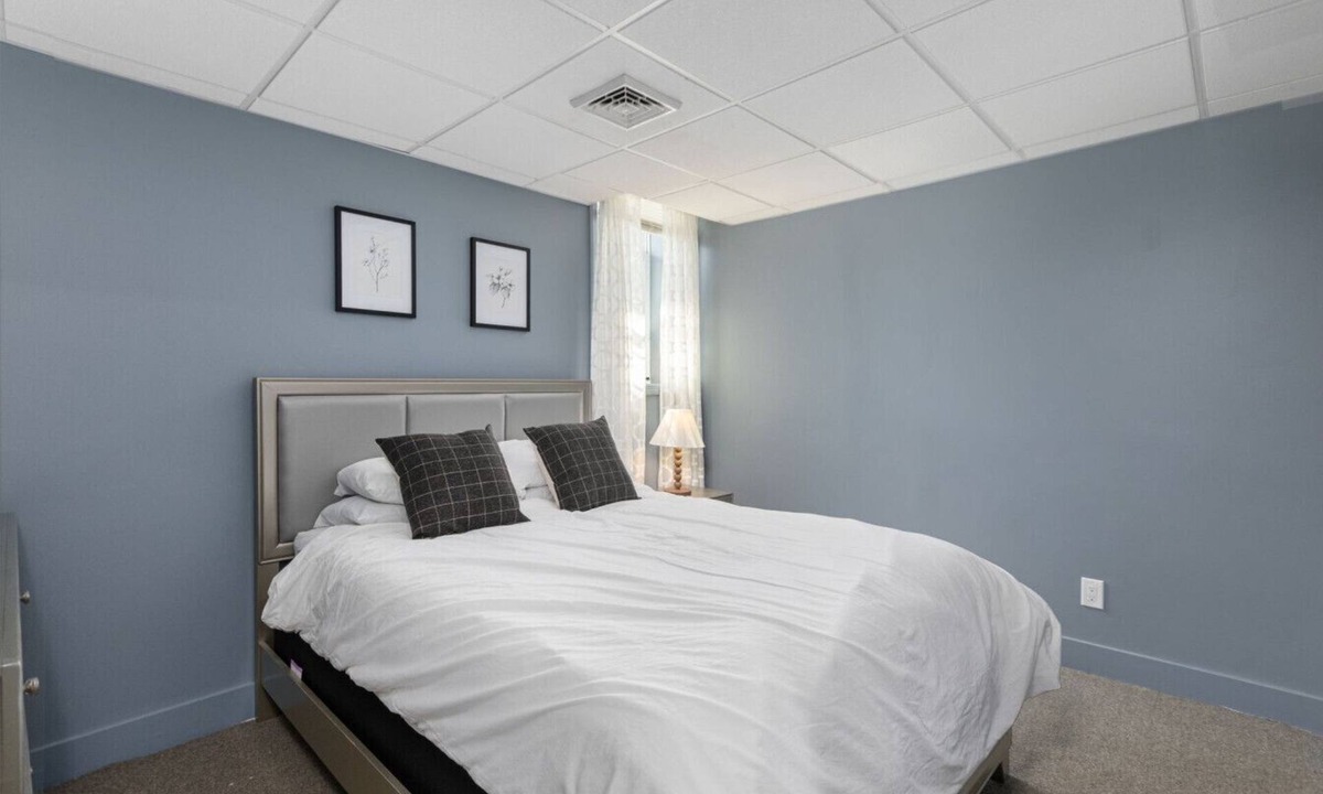 Off Broadway Apartment | Inviting 1BR Suite with Parking!