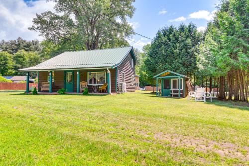 Peru House | Inviting Peru Cabin w/Patio, Grill & River Access