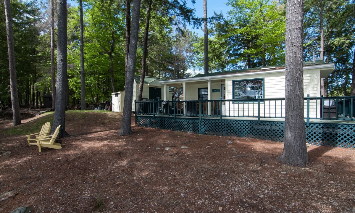 Jolly Island Cottage | Island family mini compound