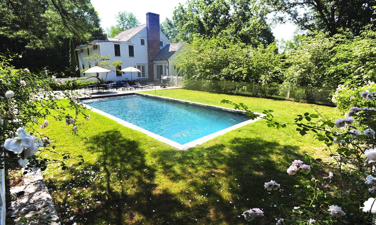 Roxbury House | "Judds Bridge 5BR" Best Town ROXBURY 1.5 Hrs NYC! PoshPadsCT, HeatedPool, GasBBQ