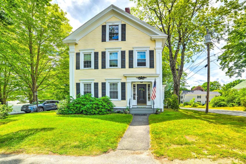 Kennebunk Apartment | Kennebunk Apartment w/Local Beach Access!