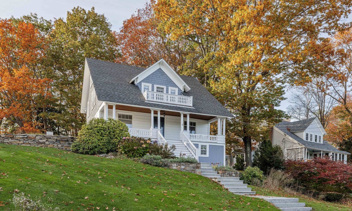 Kennebunk House | Kennebunk's Golf and Beach Haven