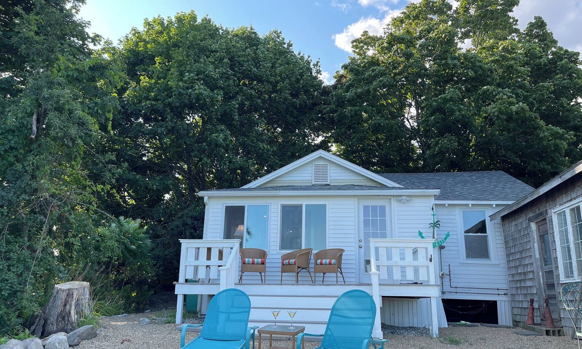 Hampton Cottage | key west style 1940s rustic waterfront cottage Sleeps six ,awesome swimming