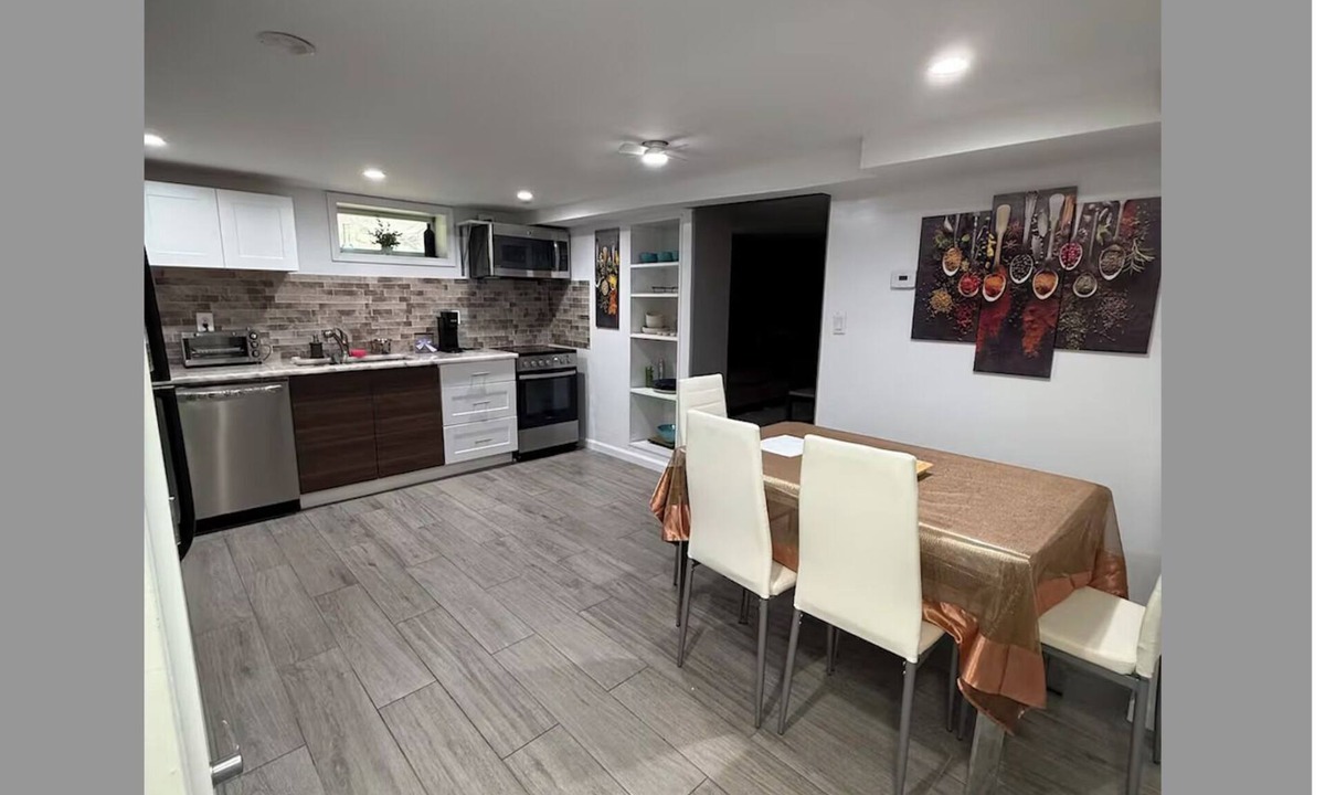 Cedarhurst Apartment | Kosher full apartment in the heart of Cedarhurst- Very Walkable