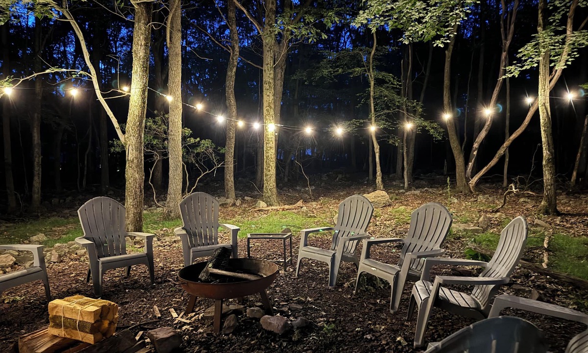 Lake Harmony Estates Ski Chalet | Lake Harmony Chalet Hot Tub Pool Table Ping Pong Fire Pit Pets OK