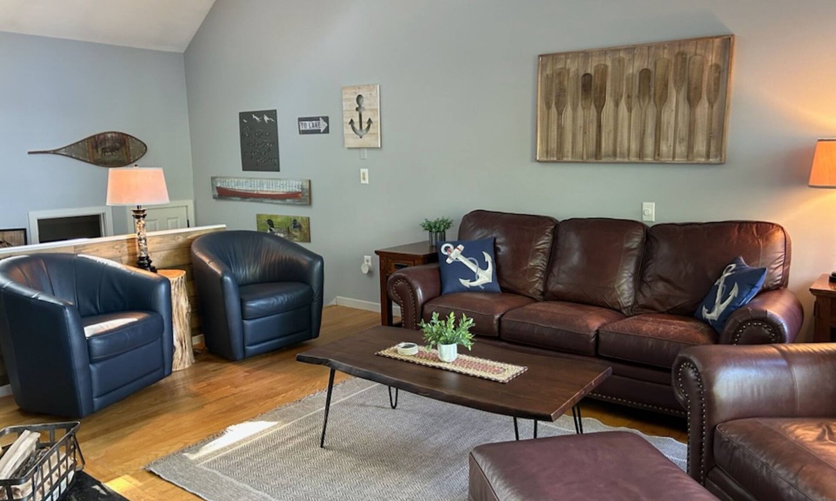 Gilford Condo | Lake-view townhome at Samoset with pools, beach, WiFi, & AC