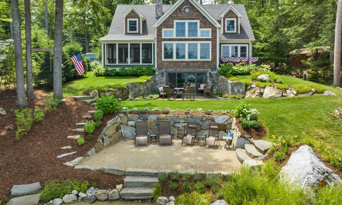 Moultonborough House | Lake Winnipesaukee Waterfront sandy beach with dock sleeps 12