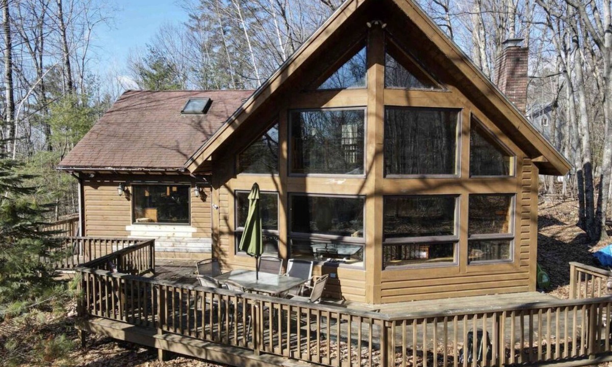 Moultonborough Cabin | Lake Winnipesaukee, Suissevale Modern Cabin