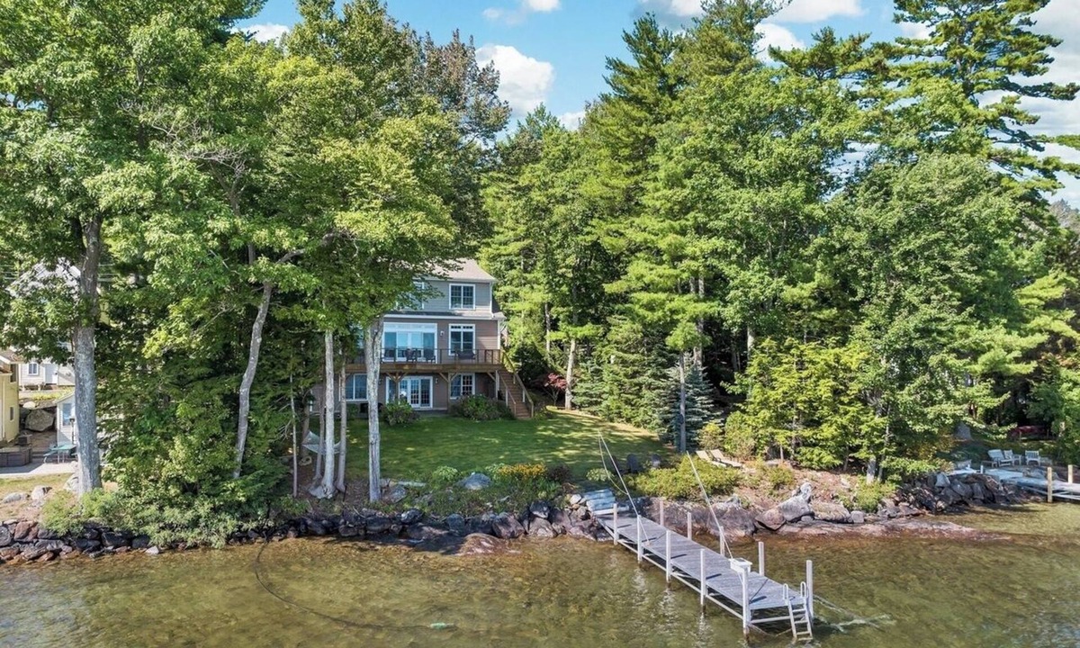 Gilford House | Lake Winnipesaukee Waterfront Rental in Gilford NH Private Dock Sleeps 12